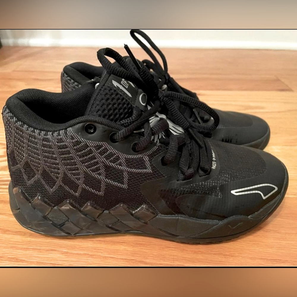 COPY - Puma MB.01 LaMelo Ball Iridescent Dreams GS Sneakers LIKE NEW! Barely ev…